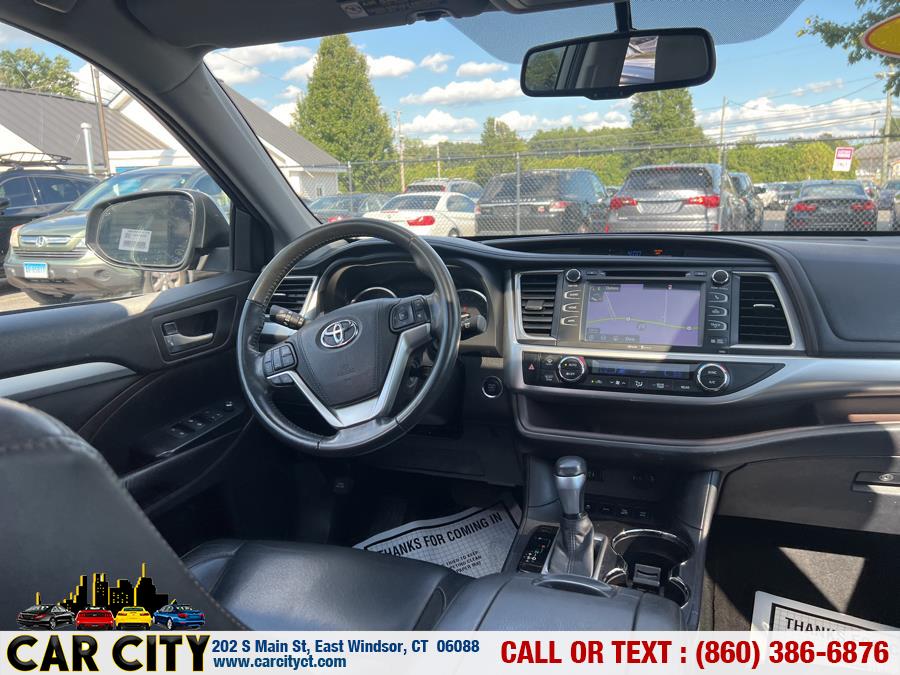 2015 Toyota Highlander AWD 4dr V6 XLE (Natl), available for sale in East Windsor, Connecticut | Car City LLC. East Windsor, Connecticut 2015 Toyota Highlander AWD 4dr V6 XLE (Natl), available for sale in East Windsor, Connecticut | Car City LLC. East Windsor, Connecticut