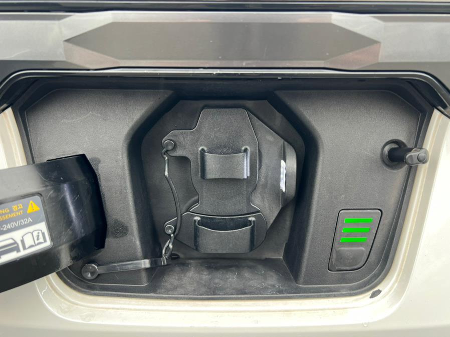 2023 Kia Niro EV Wave, available for sale in Daly City, California | Green Light Auto Wholesale. Daly City, California 2023 Kia Niro EV Wave, available for sale in Daly City, California | Green Light Auto Wholesale. Daly City, California
