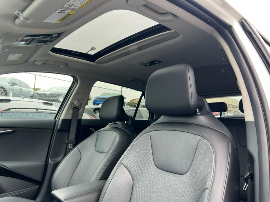 2023 Kia Niro EV Wave, available for sale in Daly City, California | Green Light Auto Wholesale. Daly City, California 2023 Kia Niro EV Wave, available for sale in Daly City, California | Green Light Auto Wholesale. Daly City, California