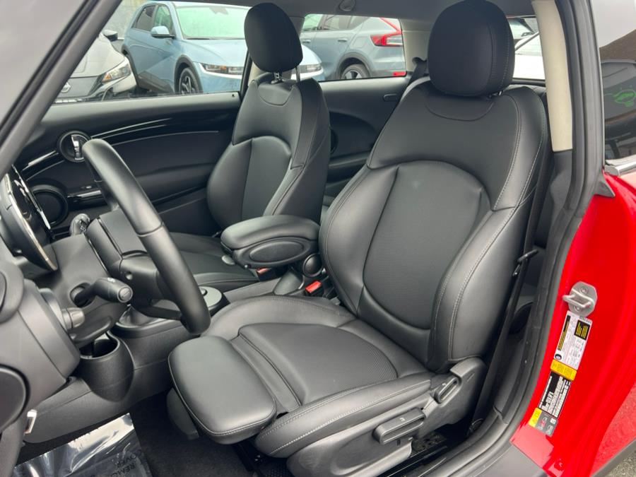 2023 MINI Cooper SE Signature, available for sale in Daly City, California | Green Light Auto Wholesale. Daly City, California 2023 MINI Cooper SE Signature, available for sale in Daly City, California | Green Light Auto Wholesale. Daly City, California