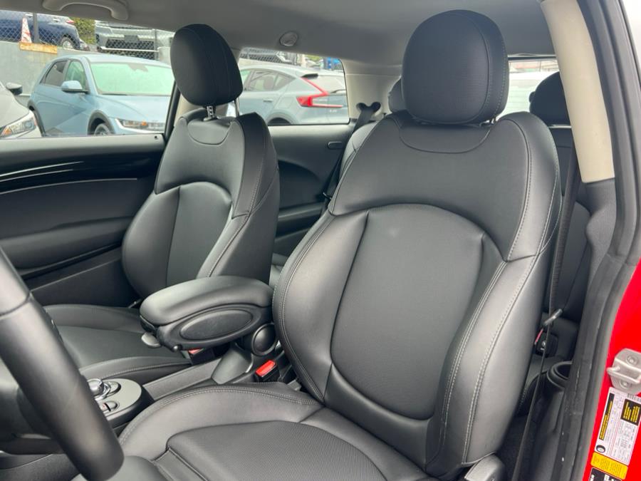 2023 MINI Cooper SE Signature, available for sale in Daly City, California | Green Light Auto Wholesale. Daly City, California 2023 MINI Cooper SE Signature, available for sale in Daly City, California | Green Light Auto Wholesale. Daly City, California