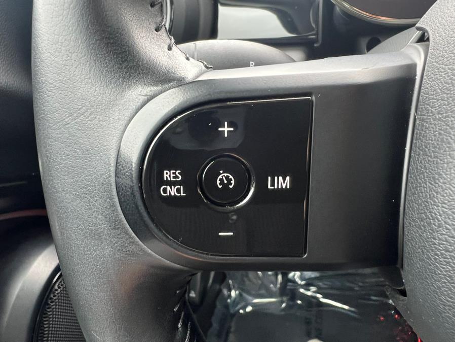 2023 MINI Cooper SE Signature, available for sale in Daly City, California | Green Light Auto Wholesale. Daly City, California 2023 MINI Cooper SE Signature, available for sale in Daly City, California | Green Light Auto Wholesale. Daly City, California