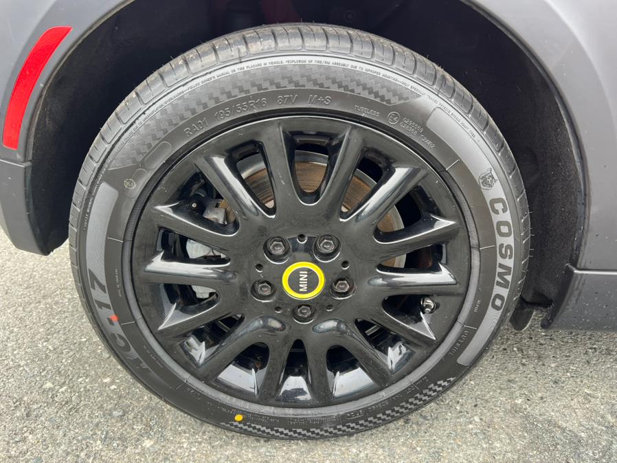 2023 MINI Cooper SE Signature, available for sale in Daly City, California | Green Light Auto Wholesale. Daly City, California 2023 MINI Cooper SE Signature, available for sale in Daly City, California | Green Light Auto Wholesale. Daly City, California