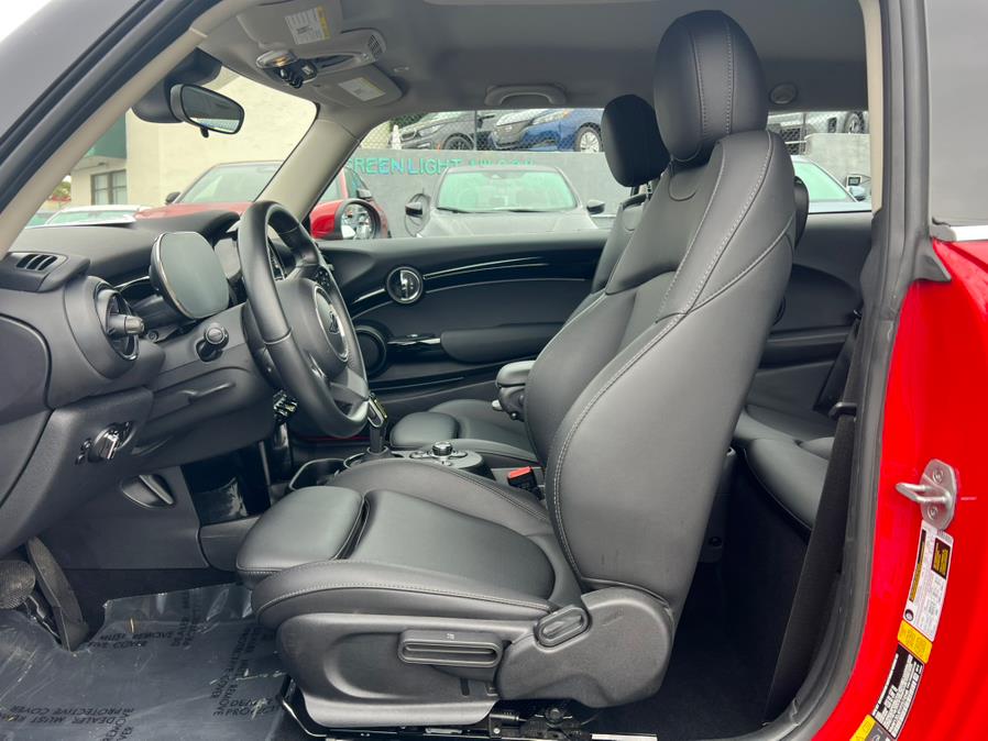 2023 MINI Cooper SE Signature, available for sale in Daly City, California | Green Light Auto Wholesale. Daly City, California 2023 MINI Cooper SE Signature, available for sale in Daly City, California | Green Light Auto Wholesale. Daly City, California