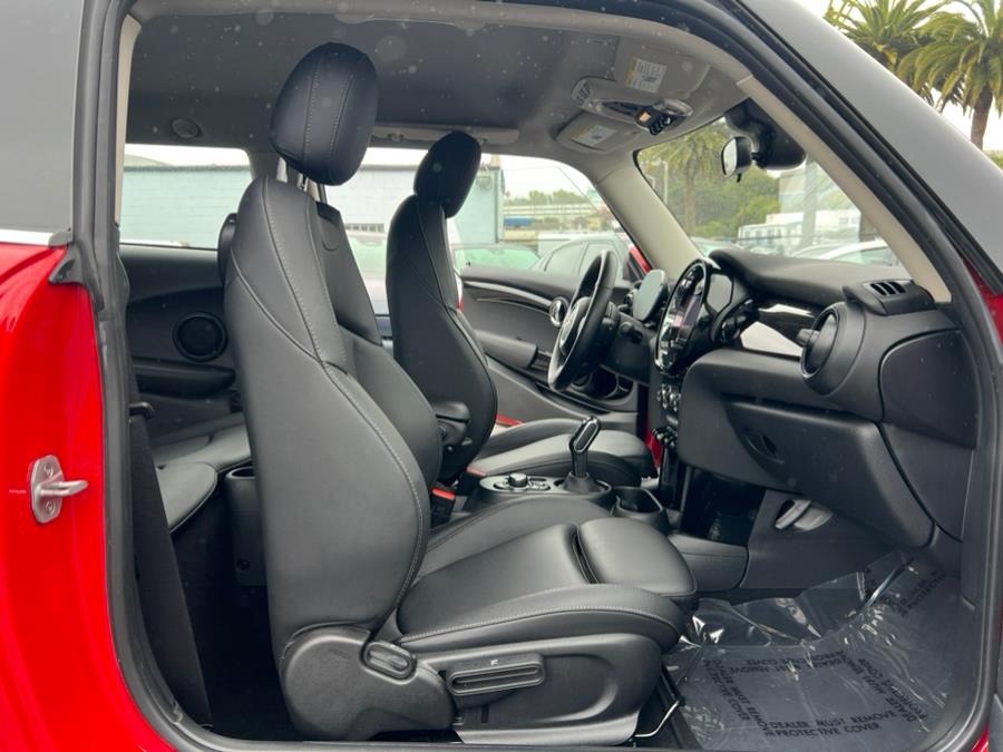 2023 MINI Cooper SE Signature, available for sale in Daly City, California | Green Light Auto Wholesale. Daly City, California 2023 MINI Cooper SE Signature, available for sale in Daly City, California | Green Light Auto Wholesale. Daly City, California