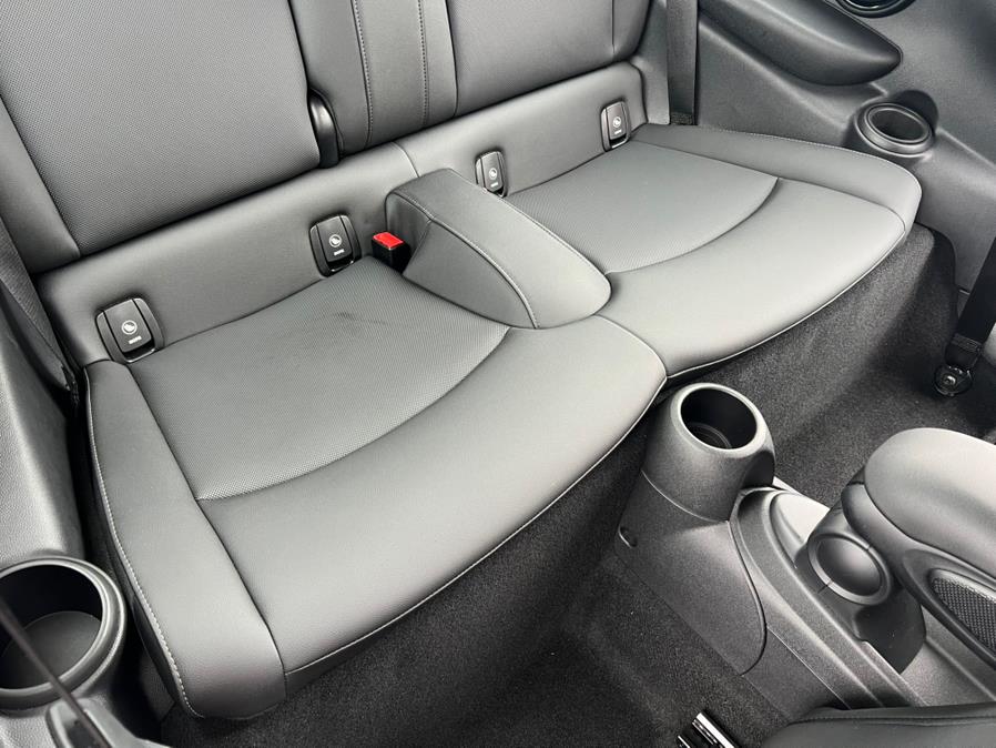 2023 MINI Cooper SE Signature, available for sale in Daly City, California | Green Light Auto Wholesale. Daly City, California 2023 MINI Cooper SE Signature, available for sale in Daly City, California | Green Light Auto Wholesale. Daly City, California