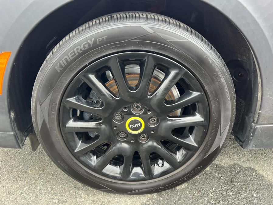 2023 MINI Cooper SE Signature, available for sale in Daly City, California | Green Light Auto Wholesale. Daly City, California 2023 MINI Cooper SE Signature, available for sale in Daly City, California | Green Light Auto Wholesale. Daly City, California