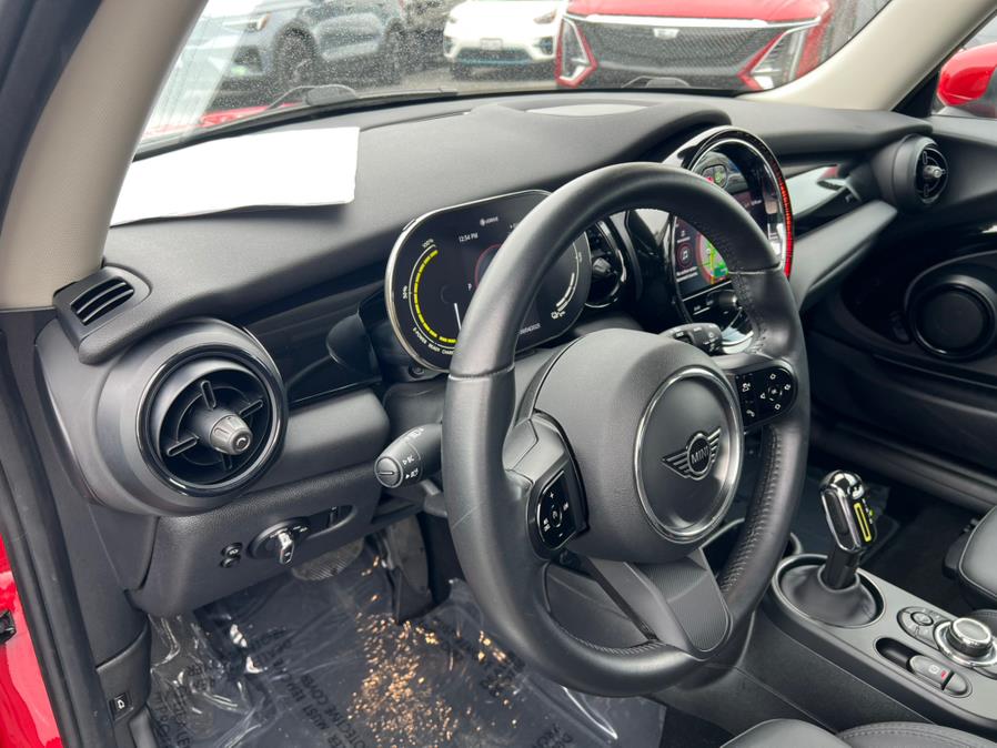 2023 MINI Cooper SE Signature, available for sale in Daly City, California | Green Light Auto Wholesale. Daly City, California 2023 MINI Cooper SE Signature, available for sale in Daly City, California | Green Light Auto Wholesale. Daly City, California