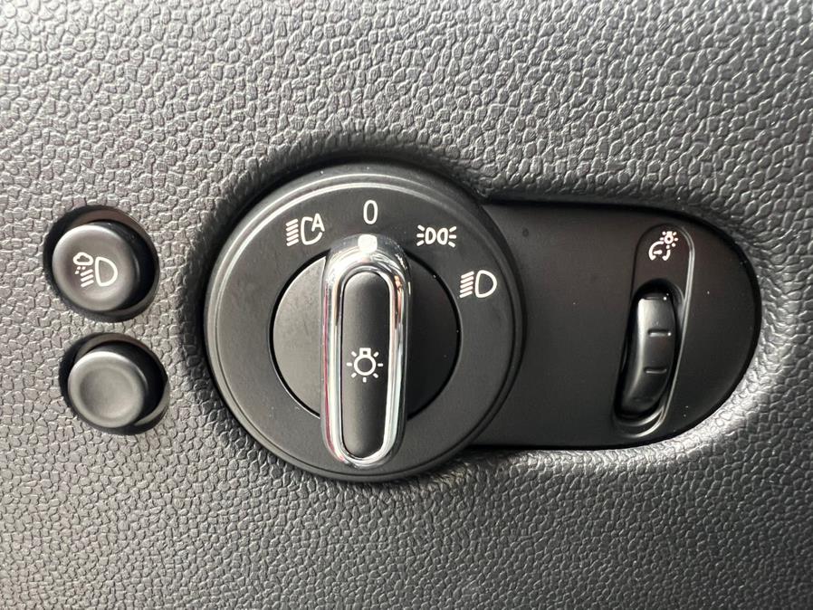 2023 MINI Cooper SE Signature, available for sale in Daly City, California | Green Light Auto Wholesale. Daly City, California 2023 MINI Cooper SE Signature, available for sale in Daly City, California | Green Light Auto Wholesale. Daly City, California