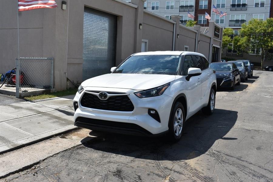 2024 Toyota Highlander LE, available for sale in Valley Stream, New York | Certified Performance Motors. Valley Stream, New York 2024 Toyota Highlander LE, available for sale in Valley Stream, New York | Certified Performance Motors. Valley Stream, New York