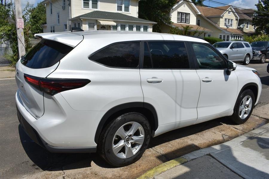 2024 Toyota Highlander LE, available for sale in Valley Stream, New York | Certified Performance Motors. Valley Stream, New York 2024 Toyota Highlander LE, available for sale in Valley Stream, New York | Certified Performance Motors. Valley Stream, New York
