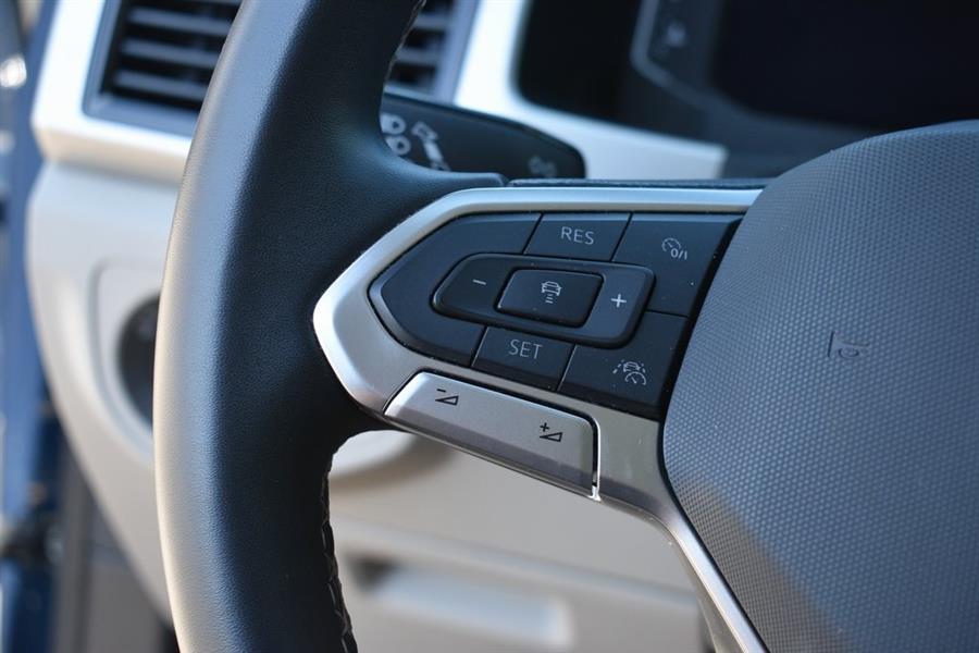 2022 Volkswagen Atlas SEL, available for sale in Valley Stream, New York | Certified Performance Motors. Valley Stream, New York 2022 Volkswagen Atlas SEL, available for sale in Valley Stream, New York | Certified Performance Motors. Valley Stream, New York