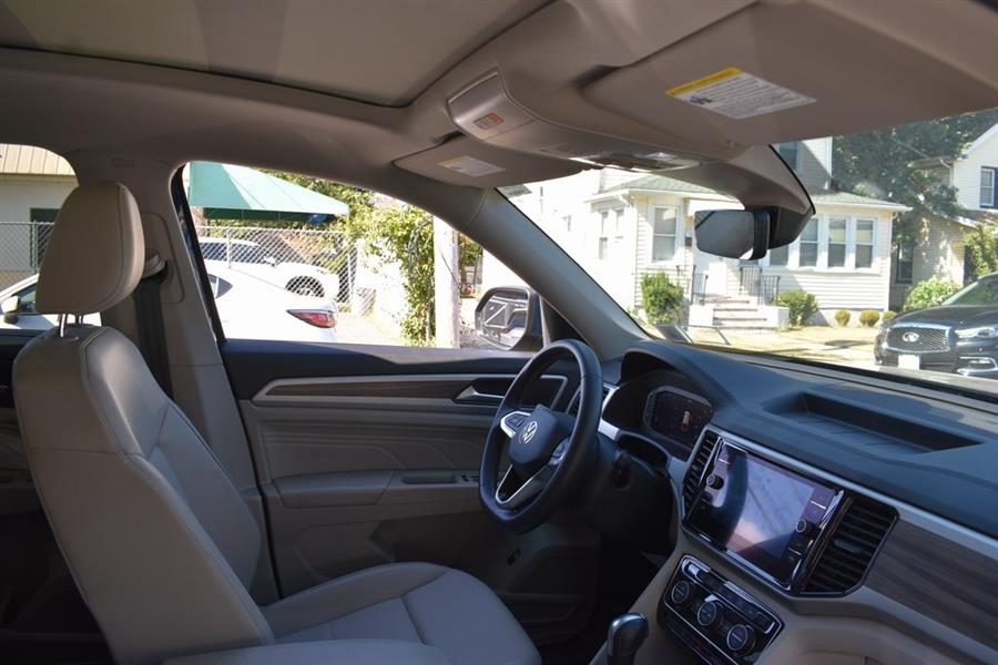 2022 Volkswagen Atlas SEL, available for sale in Valley Stream, New York | Certified Performance Motors. Valley Stream, New York 2022 Volkswagen Atlas SEL, available for sale in Valley Stream, New York | Certified Performance Motors. Valley Stream, New York
