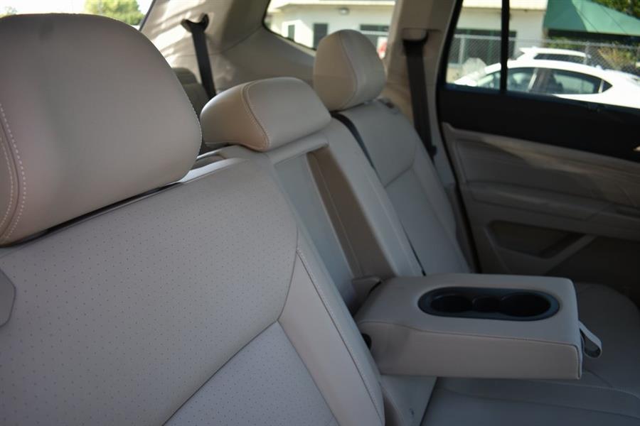 2022 Volkswagen Atlas SEL, available for sale in Valley Stream, New York | Certified Performance Motors. Valley Stream, New York 2022 Volkswagen Atlas SEL, available for sale in Valley Stream, New York | Certified Performance Motors. Valley Stream, New York