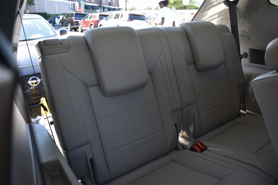 2022 Volkswagen Atlas SEL, available for sale in Valley Stream, New York | Certified Performance Motors. Valley Stream, New York 2022 Volkswagen Atlas SEL, available for sale in Valley Stream, New York | Certified Performance Motors. Valley Stream, New York
