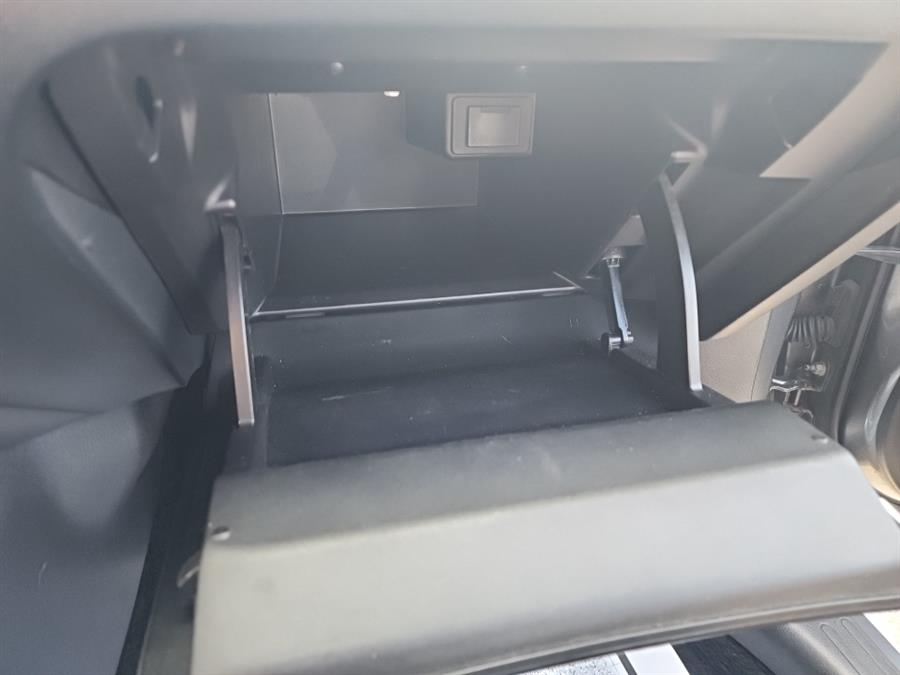 2013 Nissan JUKE 5dr Wgn CVT SV AWD, available for sale in Islip, New York | L.I. Auto Gallery. Islip, New York 2013 Nissan JUKE 5dr Wgn CVT SV AWD, available for sale in Islip, New York | L.I. Auto Gallery. Islip, New York