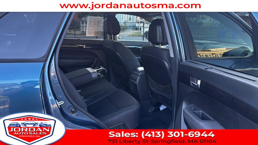 2014 Kia Sorento AWD 4dr I4 LX, available for sale in Springfield, Massachusetts | Jordan Auto Sales. Springfield, Massachusetts 2014 Kia Sorento AWD 4dr I4 LX, available for sale in Springfield, Massachusetts | Jordan Auto Sales. Springfield, Massachusetts