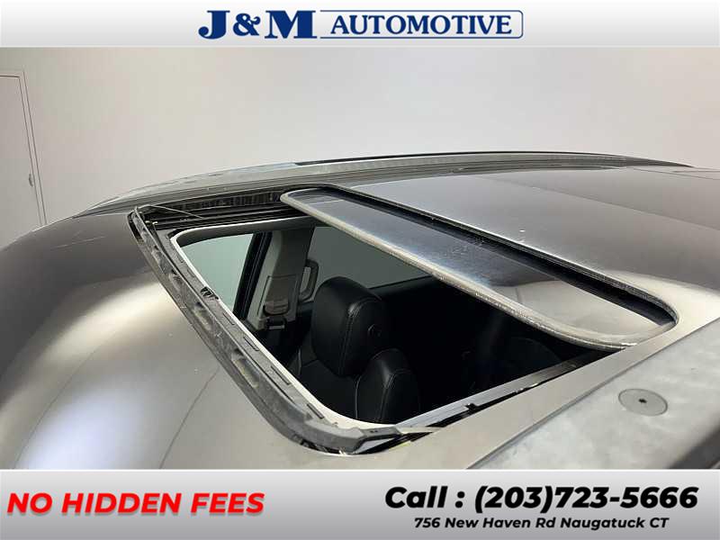 2016 Chevrolet Traverse LT, available for sale in Naugatuck, Connecticut | J&M Automotive Sls&Svc LLC. Naugatuck, Connecticut 2016 Chevrolet Traverse LT, available for sale in Naugatuck, Connecticut | J&M Automotive Sls&Svc LLC. Naugatuck, Connecticut