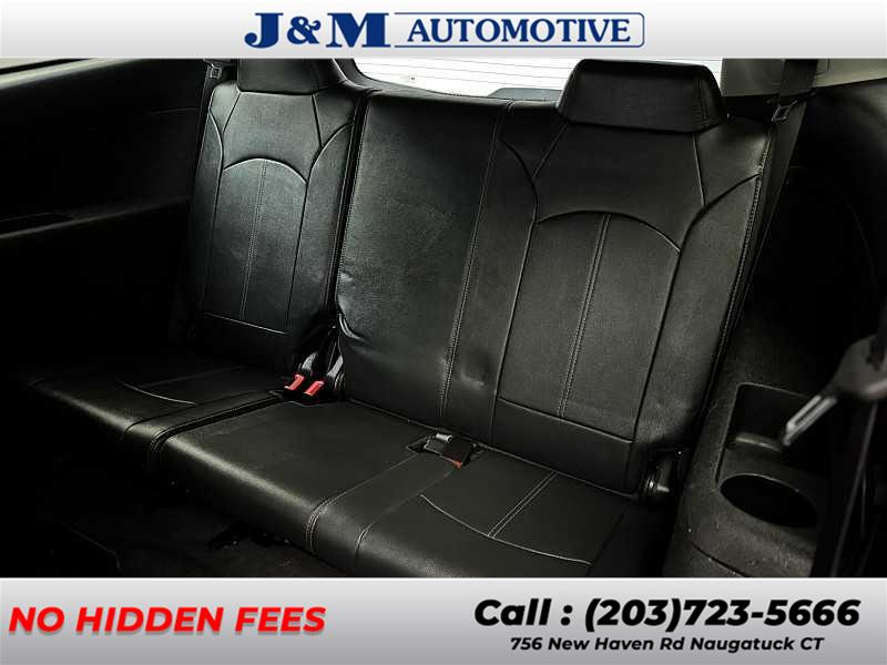 2016 Chevrolet Traverse LT, available for sale in Naugatuck, Connecticut | J&M Automotive Sls&Svc LLC. Naugatuck, Connecticut 2016 Chevrolet Traverse LT, available for sale in Naugatuck, Connecticut | J&M Automotive Sls&Svc LLC. Naugatuck, Connecticut