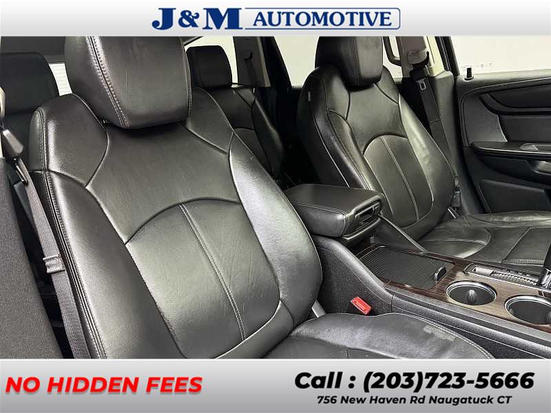 2016 Chevrolet Traverse LT, available for sale in Naugatuck, Connecticut | J&M Automotive Sls&Svc LLC. Naugatuck, Connecticut 2016 Chevrolet Traverse LT, available for sale in Naugatuck, Connecticut | J&M Automotive Sls&Svc LLC. Naugatuck, Connecticut