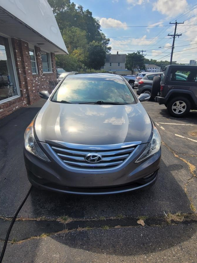 2014 Hyundai Sonata 4dr Sdn 2.4L Auto S, available for sale in Naugatuck, Connecticut | Riverside Motorcars, LLC. Naugatuck, Connecticut 2014 Hyundai Sonata 4dr Sdn 2.4L Auto S, available for sale in Naugatuck, Connecticut | Riverside Motorcars, LLC. Naugatuck, Connecticut