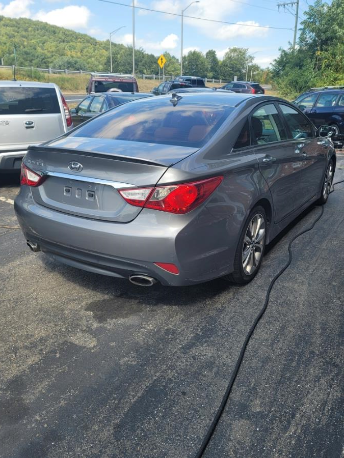 2014 Hyundai Sonata 4dr Sdn 2.4L Auto S, available for sale in Naugatuck, Connecticut | Riverside Motorcars, LLC. Naugatuck, Connecticut 2014 Hyundai Sonata 4dr Sdn 2.4L Auto S, available for sale in Naugatuck, Connecticut | Riverside Motorcars, LLC. Naugatuck, Connecticut