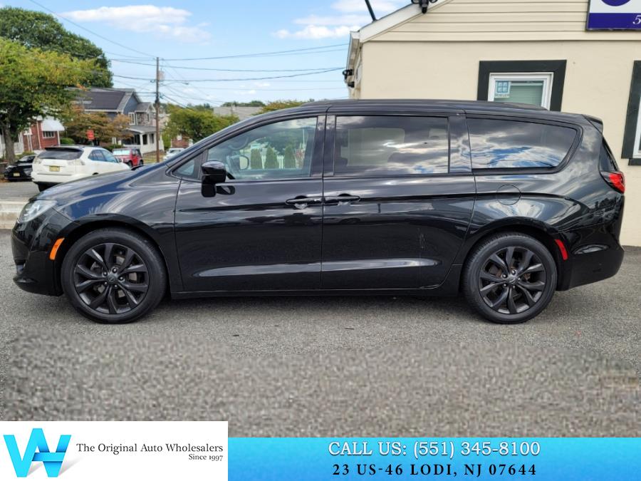 2020 Chrysler Pacifica Touring L Plus FWD, available for sale in Lodi, New Jersey | AW Auto & Truck Wholesalers, Inc. Lodi, New Jersey 2020 Chrysler Pacifica Touring L Plus FWD, available for sale in Lodi, New Jersey | AW Auto & Truck Wholesalers, Inc. Lodi, New Jersey