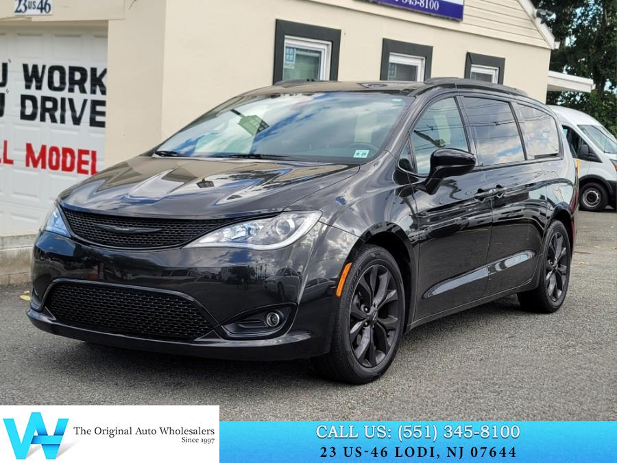 2020 Chrysler Pacifica Touring L Plus FWD, available for sale in Lodi, New Jersey | AW Auto & Truck Wholesalers, Inc. Lodi, New Jersey 2020 Chrysler Pacifica Touring L Plus FWD, available for sale in Lodi, New Jersey | AW Auto & Truck Wholesalers, Inc. Lodi, New Jersey