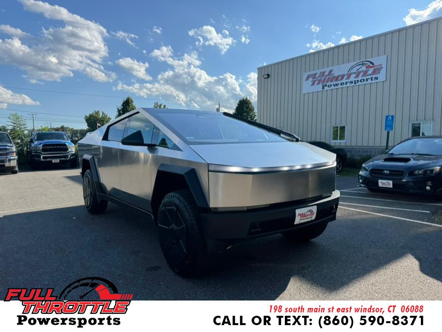 2024 Tesla Cybertruck Base's photo