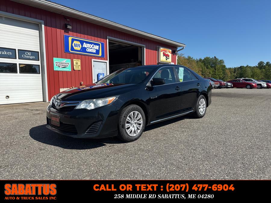 Used 2014 Toyota Camry in Sabattus, Maine | Sabattus Auto and Truck Sales Inc. Sabattus, Maine
