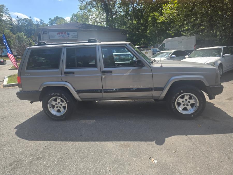 2000 Jeep Cherokee 4dr Sport 4WD, available for sale in Bloomingdale, New Jersey | Bloomingdale Auto Group. Bloomingdale, New Jersey 2000 Jeep Cherokee 4dr Sport 4WD, available for sale in Bloomingdale, New Jersey | Bloomingdale Auto Group. Bloomingdale, New Jersey