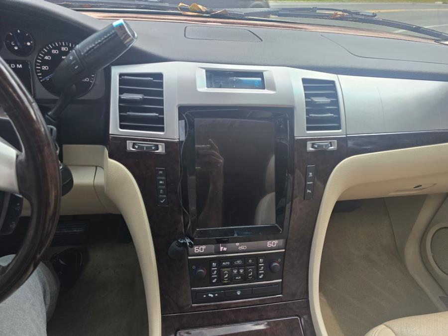 2007 Cadillac Escalade AWD 4dr, available for sale in Bloomingdale, New Jersey | Bloomingdale Auto Group. Bloomingdale, New Jersey 2007 Cadillac Escalade AWD 4dr, available for sale in Bloomingdale, New Jersey | Bloomingdale Auto Group. Bloomingdale, New Jersey