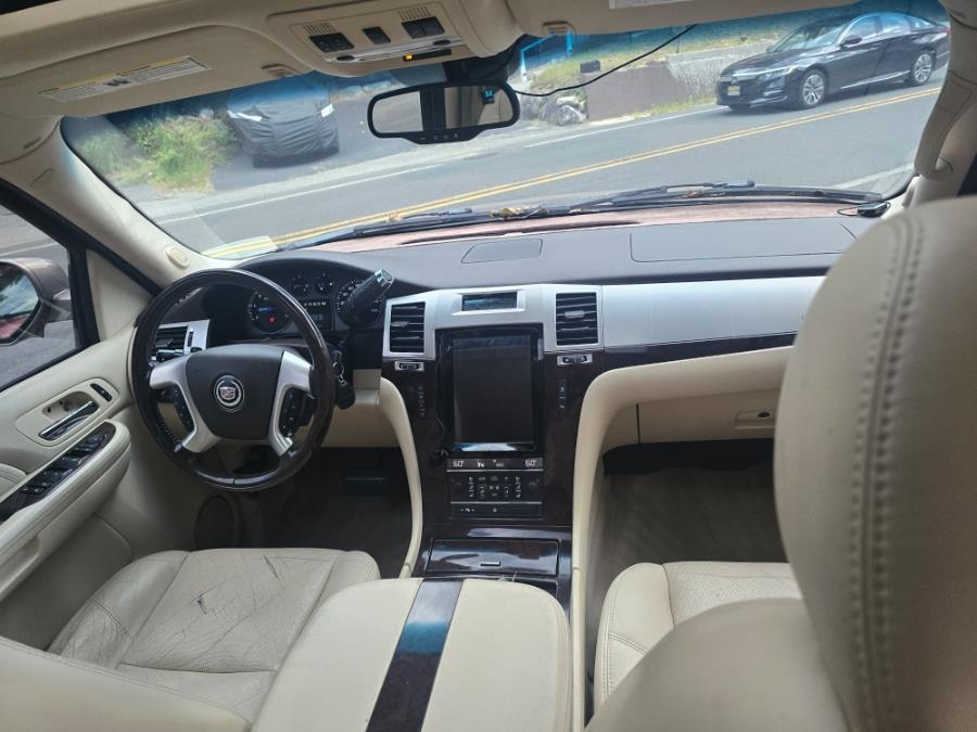 2007 Cadillac Escalade AWD 4dr, available for sale in Bloomingdale, New Jersey | Bloomingdale Auto Group. Bloomingdale, New Jersey 2007 Cadillac Escalade AWD 4dr, available for sale in Bloomingdale, New Jersey | Bloomingdale Auto Group. Bloomingdale, New Jersey