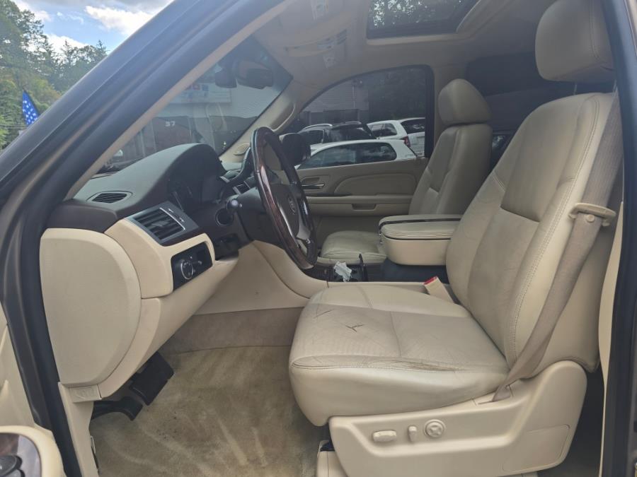 2007 Cadillac Escalade AWD 4dr, available for sale in Bloomingdale, New Jersey | Bloomingdale Auto Group. Bloomingdale, New Jersey 2007 Cadillac Escalade AWD 4dr, available for sale in Bloomingdale, New Jersey | Bloomingdale Auto Group. Bloomingdale, New Jersey