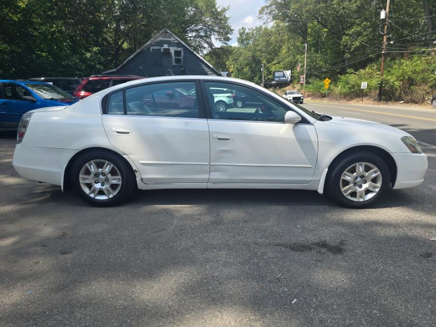 2005 Nissan Altima 4dr Sdn I4 Auto 2.5 SL, available for sale in Bloomingdale, New Jersey | Bloomingdale Auto Group. Bloomingdale, New Jersey 2005 Nissan Altima 4dr Sdn I4 Auto 2.5 SL, available for sale in Bloomingdale, New Jersey | Bloomingdale Auto Group. Bloomingdale, New Jersey