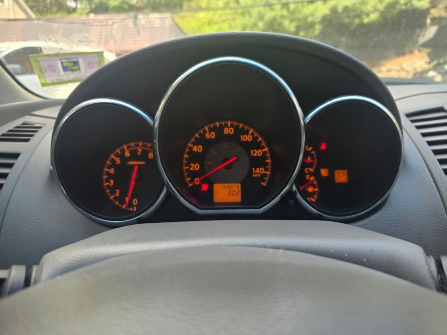 2005 Nissan Altima 4dr Sdn I4 Auto 2.5 SL, available for sale in Bloomingdale, New Jersey | Bloomingdale Auto Group. Bloomingdale, New Jersey 2005 Nissan Altima 4dr Sdn I4 Auto 2.5 SL, available for sale in Bloomingdale, New Jersey | Bloomingdale Auto Group. Bloomingdale, New Jersey