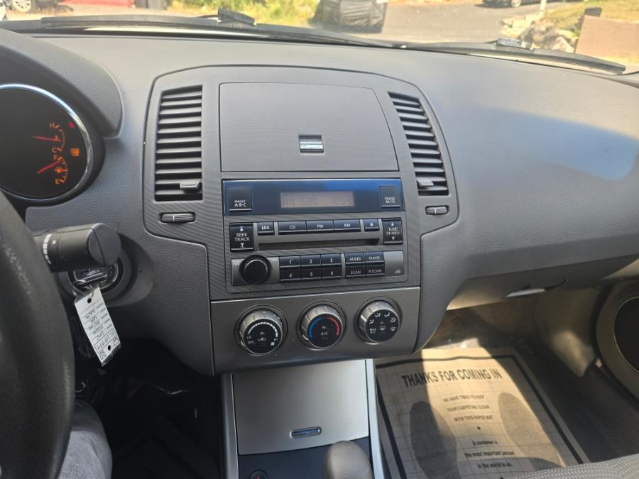 2005 Nissan Altima 4dr Sdn I4 Auto 2.5 SL, available for sale in Bloomingdale, New Jersey | Bloomingdale Auto Group. Bloomingdale, New Jersey 2005 Nissan Altima 4dr Sdn I4 Auto 2.5 SL, available for sale in Bloomingdale, New Jersey | Bloomingdale Auto Group. Bloomingdale, New Jersey