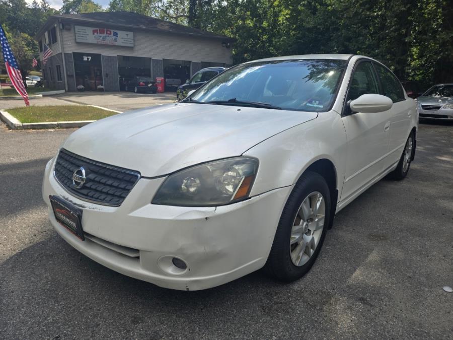 2005 Nissan Altima 4dr Sdn I4 Auto 2.5 SL, available for sale in Bloomingdale, New Jersey | Bloomingdale Auto Group. Bloomingdale, New Jersey 2005 Nissan Altima 4dr Sdn I4 Auto 2.5 SL, available for sale in Bloomingdale, New Jersey | Bloomingdale Auto Group. Bloomingdale, New Jersey