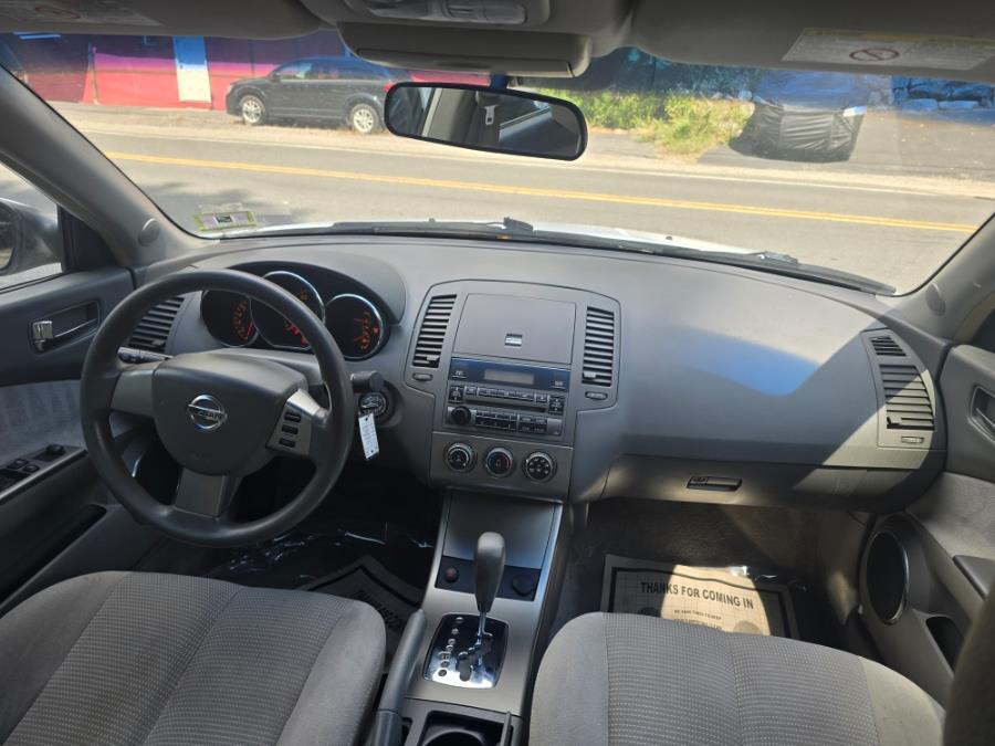 2005 Nissan Altima 4dr Sdn I4 Auto 2.5 SL, available for sale in Bloomingdale, New Jersey | Bloomingdale Auto Group. Bloomingdale, New Jersey 2005 Nissan Altima 4dr Sdn I4 Auto 2.5 SL, available for sale in Bloomingdale, New Jersey | Bloomingdale Auto Group. Bloomingdale, New Jersey