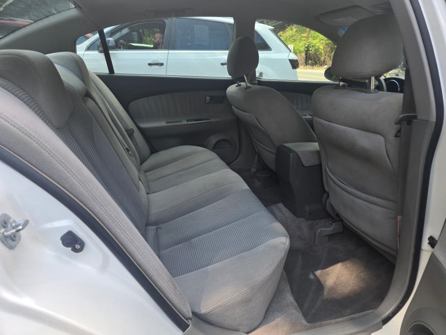 2005 Nissan Altima 4dr Sdn I4 Auto 2.5 SL, available for sale in Bloomingdale, New Jersey | Bloomingdale Auto Group. Bloomingdale, New Jersey 2005 Nissan Altima 4dr Sdn I4 Auto 2.5 SL, available for sale in Bloomingdale, New Jersey | Bloomingdale Auto Group. Bloomingdale, New Jersey