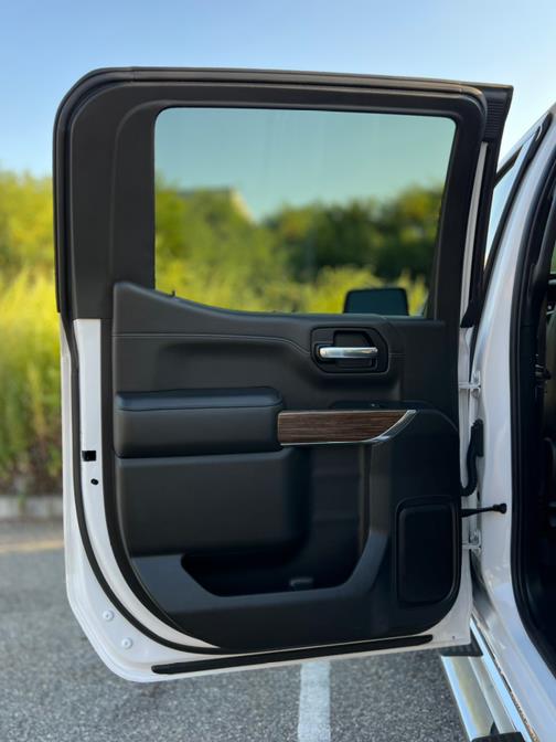 2020 Chevrolet Silverado 1500 4WD Crew Cab 157" High Country, available for sale in Paterson, New Jersey | Speedway Motors LLC. Paterson, New Jersey 2020 Chevrolet Silverado 1500 4WD Crew Cab 157" High Country, available for sale in Paterson, New Jersey | Speedway Motors LLC. Paterson, New Jersey