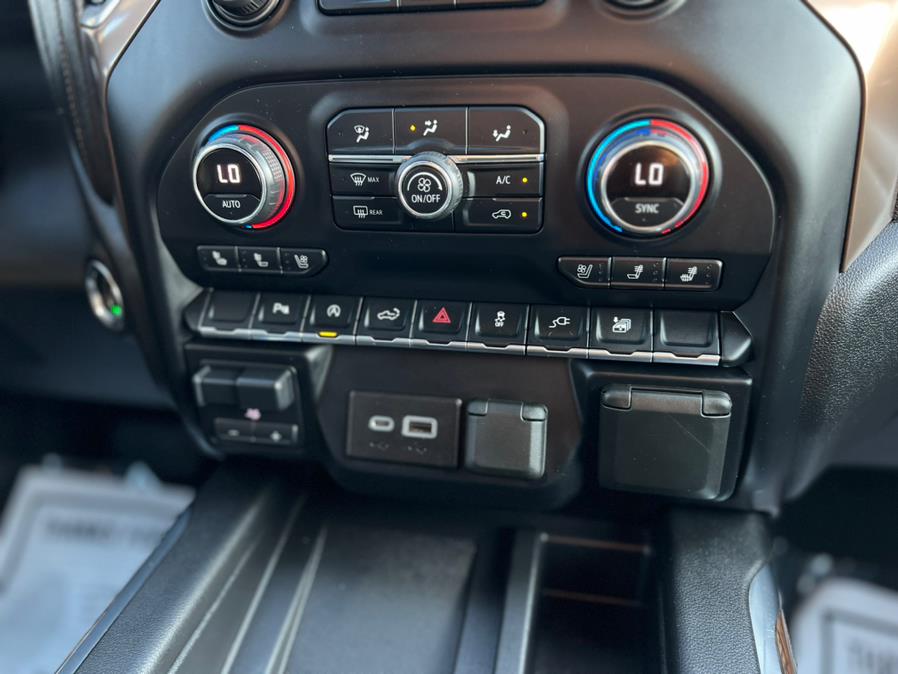 2020 Chevrolet Silverado 1500 4WD Crew Cab 157" High Country, available for sale in Paterson, New Jersey | Speedway Motors LLC. Paterson, New Jersey 2020 Chevrolet Silverado 1500 4WD Crew Cab 157" High Country, available for sale in Paterson, New Jersey | Speedway Motors LLC. Paterson, New Jersey