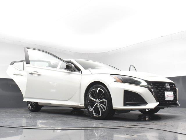 2023 Nissan Altima 2.5 SR, available for sale in Woodside, New York | Drive Central. Woodside, New York 2023 Nissan Altima 2.5 SR, available for sale in Woodside, New York | Drive Central. Woodside, New York