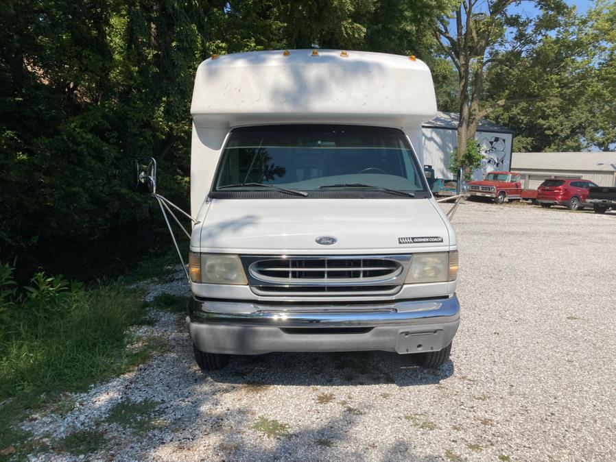 2000 Ford Econoline Commercial Cutaway E-350 Super Duty 138" WB DRW, available for sale in Neosho, Missouri | Xsell Auto LLC. Neosho, Missouri 2000 Ford Econoline Commercial Cutaway E-350 Super Duty 138" WB DRW, available for sale in Neosho, Missouri | Xsell Auto LLC. Neosho, Missouri