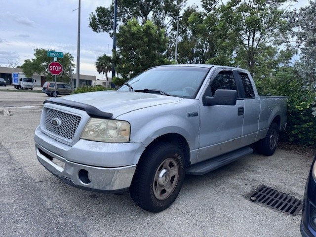 2006 Ford F-150 Supercab 145" XL, available for sale in Fort Myers, Florida | Carlux Fort Myers. Fort Myers, Florida 2006 Ford F-150 Supercab 145" XL, available for sale in Fort Myers, Florida | Carlux Fort Myers. Fort Myers, Florida