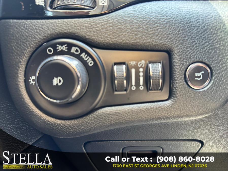 2023 Jeep Cherokee Altitude Lux 4x4, available for sale in Linden, New Jersey | Stella Auto Sales. Linden, New Jersey 2023 Jeep Cherokee Altitude Lux 4x4, available for sale in Linden, New Jersey | Stella Auto Sales. Linden, New Jersey