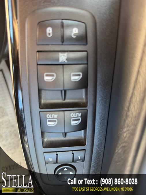 2023 Jeep Cherokee Altitude Lux 4x4, available for sale in Linden, New Jersey | Stella Auto Sales. Linden, New Jersey 2023 Jeep Cherokee Altitude Lux 4x4, available for sale in Linden, New Jersey | Stella Auto Sales. Linden, New Jersey