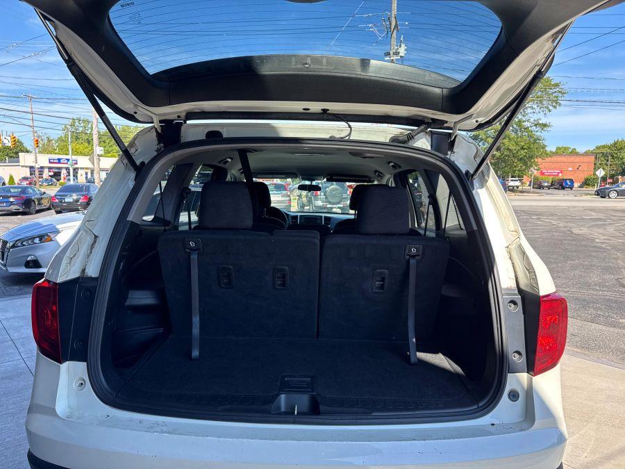 2018 Honda Pilot LX Sport Utility 4D, available for sale in Rochester, New York | 5 Star Motor Group. Rochester, New York 2018 Honda Pilot LX Sport Utility 4D, available for sale in Rochester, New York | 5 Star Motor Group. Rochester, New York
