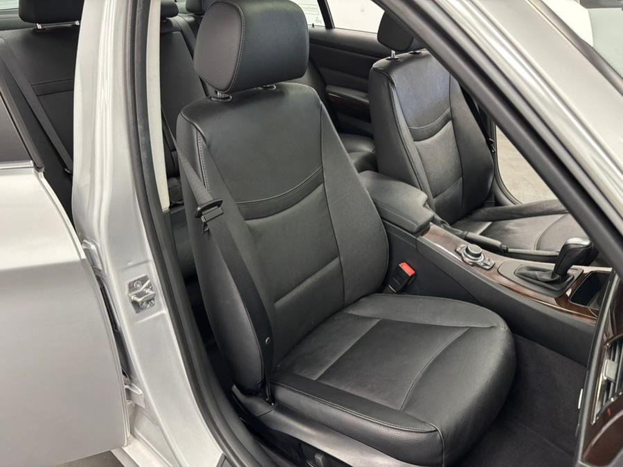 2011 BMW 3 Series 4dr Sdn 335i xDrive AWD, available for sale in Elizabeth, New Jersey | Dream Auto Group. Elizabeth, New Jersey 2011 BMW 3 Series 4dr Sdn 335i xDrive AWD, available for sale in Elizabeth, New Jersey | Dream Auto Group. Elizabeth, New Jersey