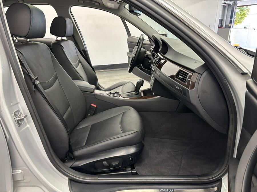 2011 BMW 3 Series 4dr Sdn 335i xDrive AWD, available for sale in Elizabeth, New Jersey | Dream Auto Group. Elizabeth, New Jersey 2011 BMW 3 Series 4dr Sdn 335i xDrive AWD, available for sale in Elizabeth, New Jersey | Dream Auto Group. Elizabeth, New Jersey